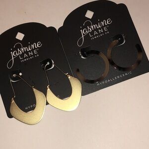 Jasmine Lane Gold Tone and Lucite Earrings Set